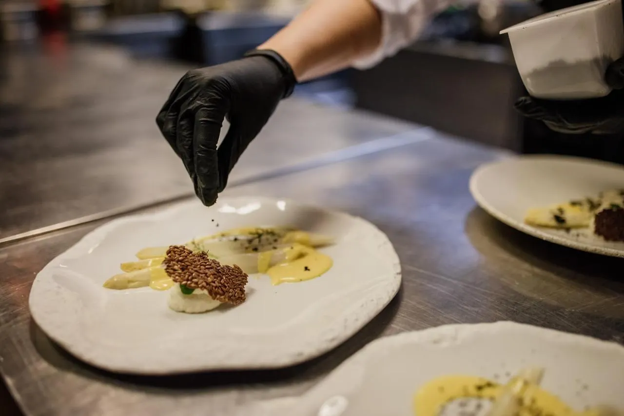 Meneghetti Wine Hotel And Winery - Relais & Chateaux Bale